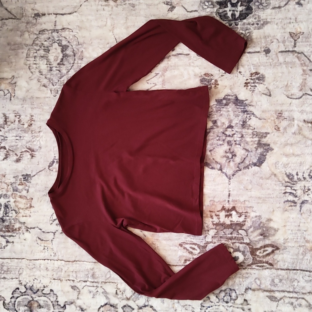 Maroon cropped wild fable top